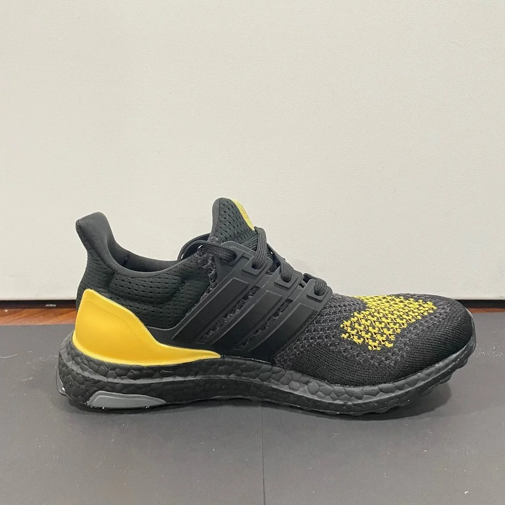Adidas Ultraboost 1.0 Core Black Spark Yellow Mens Running Shoes JQ2273 Size 6.5